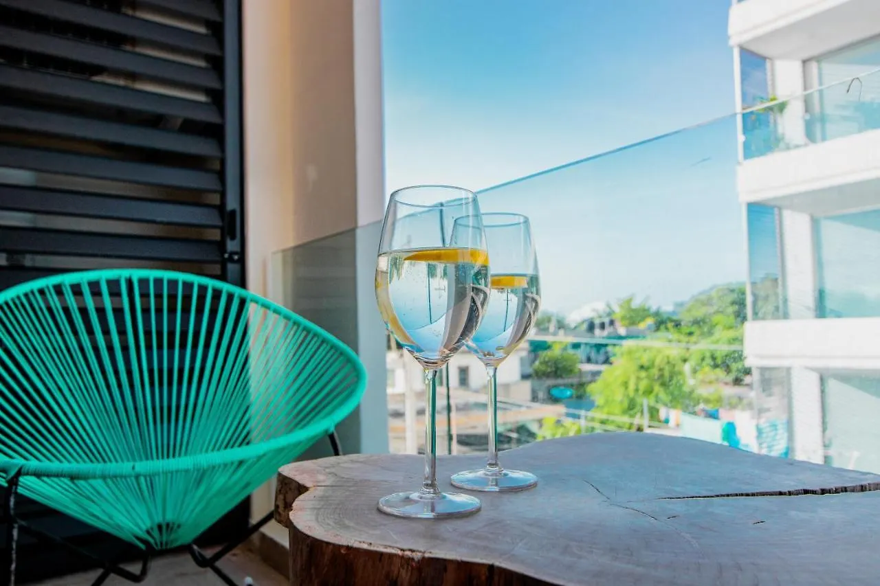 Condos With Ocean View Pool In Av 10 & 60 Street Playa del Carmen Appartement